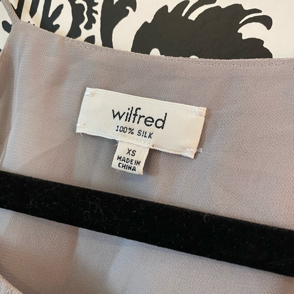 Aritzia - Wilfred Rians Silk Blouse - Picture 3 of 3